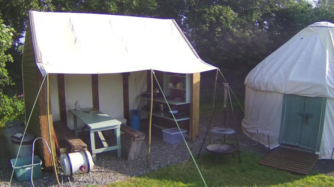 Mill Haven Place Glamping-Yurt 1 Talbenny Extérieur photo